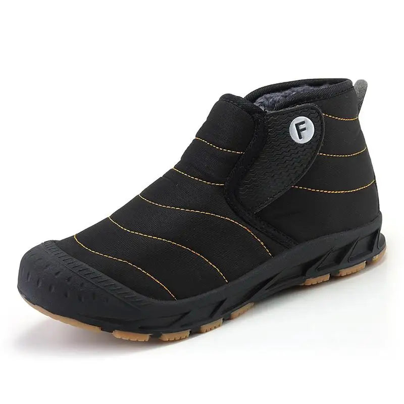 Callum fleece lined slip-on snow boots in black, side angle view